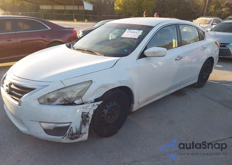 2015 Nissan Altima 2.5/2.5 S/2.5 Sl/2.5 Sv из США, поврежденный, VIN 1N4AL3APXFC274599